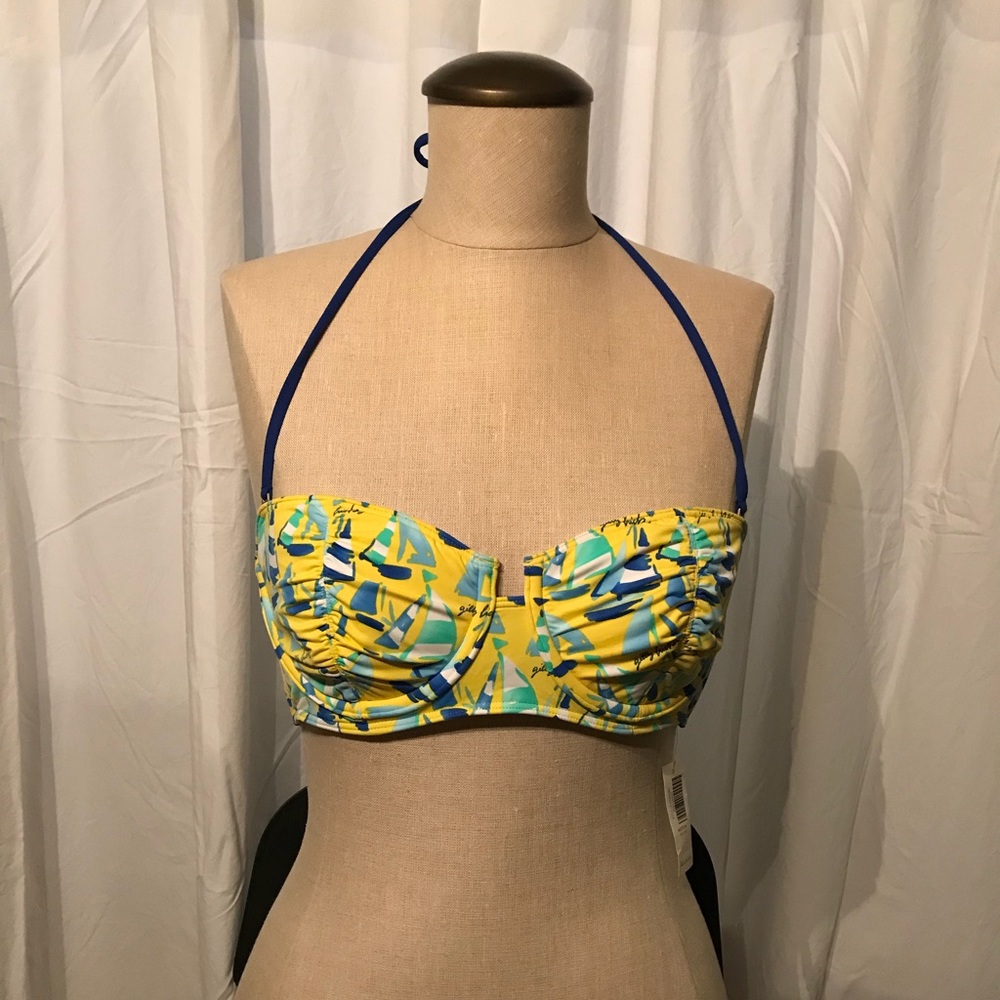 🌊 GILLY HICKS Summer Swim Top